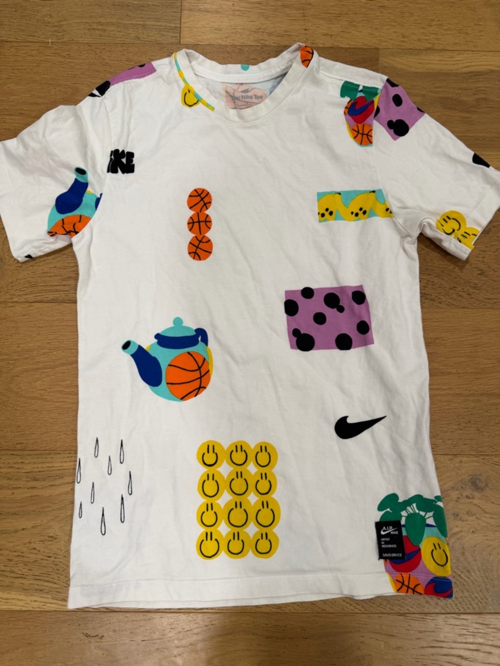 Nike A.I.R. Max 90 by David Bruce Smiley Face Multicolor Graphic Tee Men’s S EUC